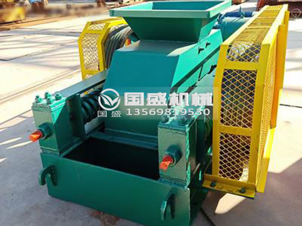 齒輥式狼牙石料粉碎機(jī) 齒輥式狼牙石料粉碎機(jī)