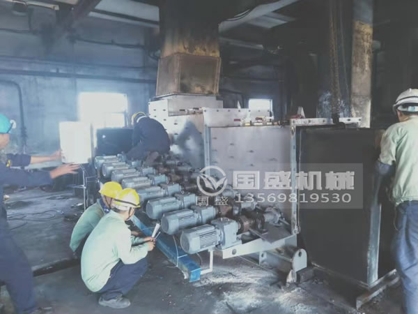 傾斜式等厚滾軸篩 傾斜式等厚滾軸篩